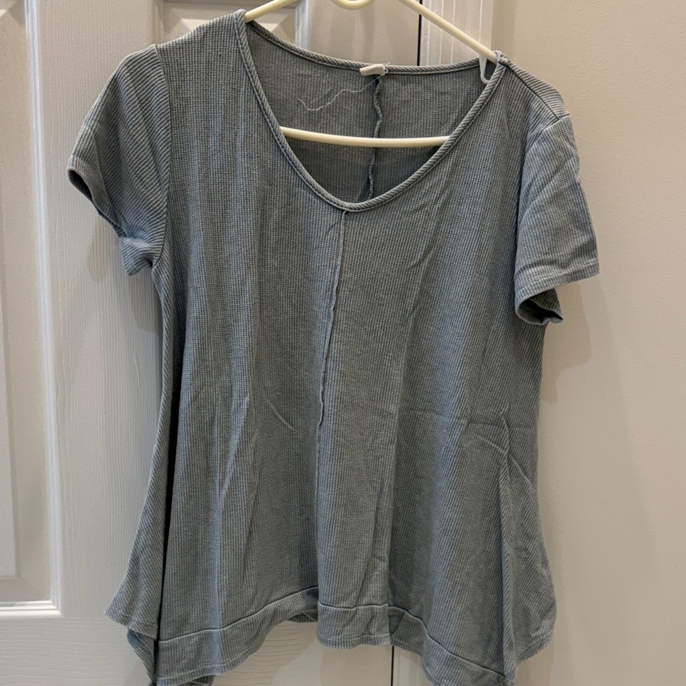 Sundays Light Blue/grayish Short Sleeve Top. Size small